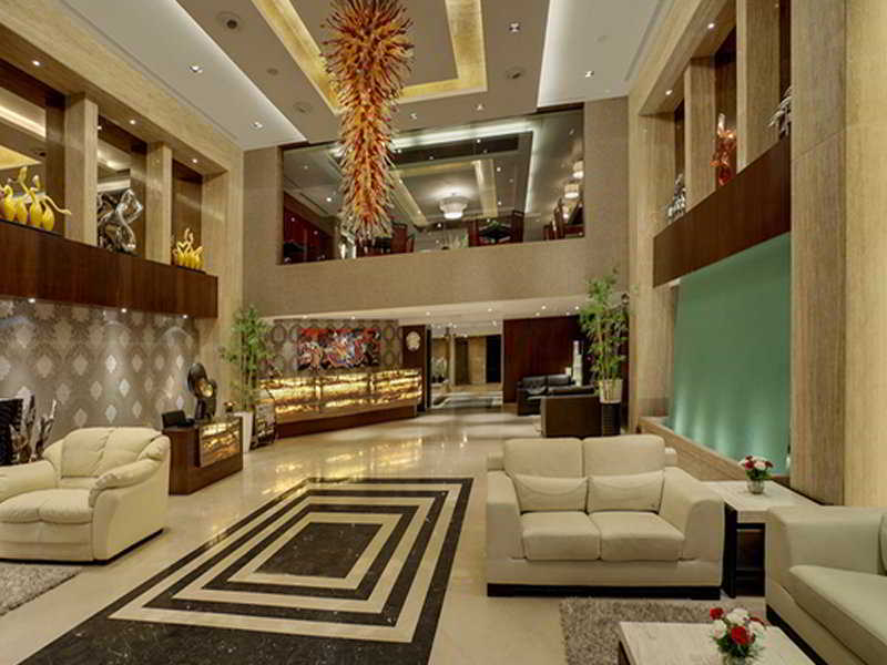 Hotel Ramada Ahmedabad Esterno foto
